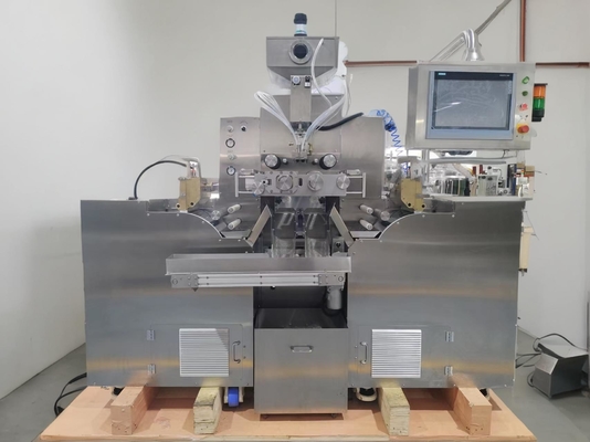 High Speed Soft Capsule Machine met individuele lintgeleider servo-controle en variabele rollen snelheid