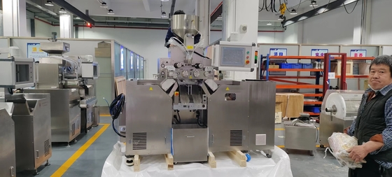 Servo Control Soft Capsule Machine voor productie 1-10rpm Die Roll Speed 380V/50Hz Voeding