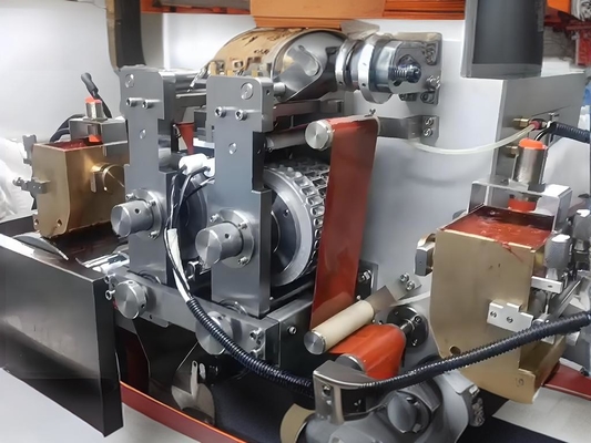 Roestvrij staal-chroomcoating rollend type zachte capsule machine voor de productie 1-3,5 rpm