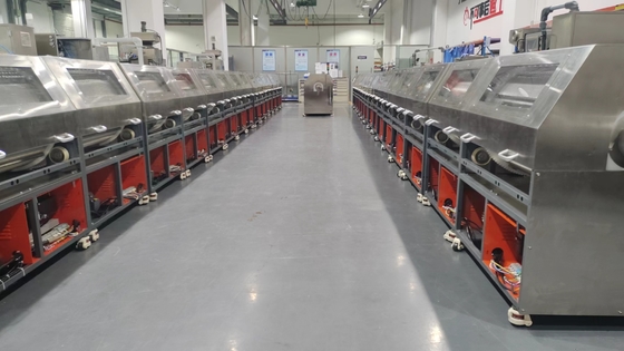 4200x800x1300mm Dubbellaag Rotary Cage Soft Capsule Dryer Met Tumbler Cage Capaciteit 50kg
